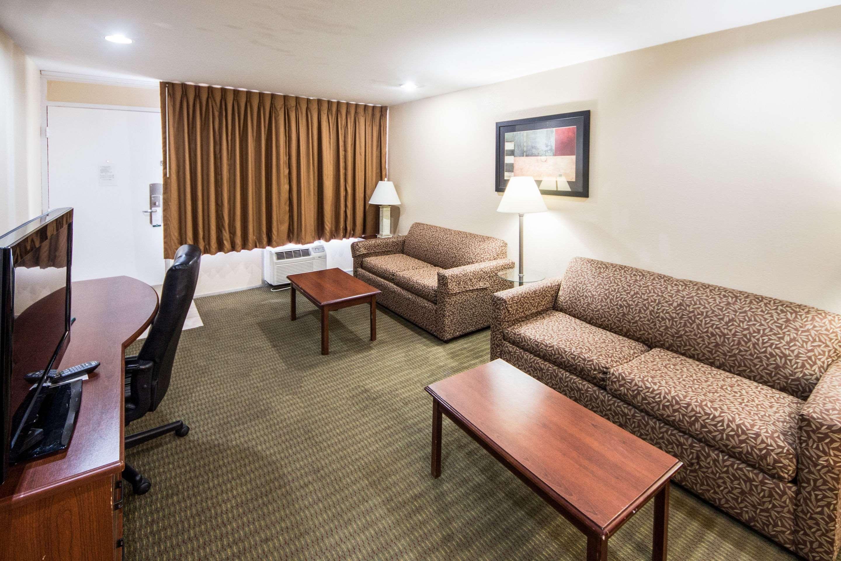 Quality Inn Kennedy Space Center Titusville Exterior foto
