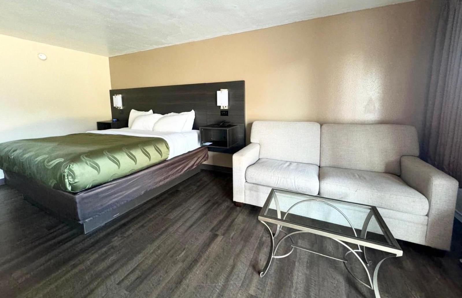 Quality Inn Kennedy Space Center Titusville Habitación foto