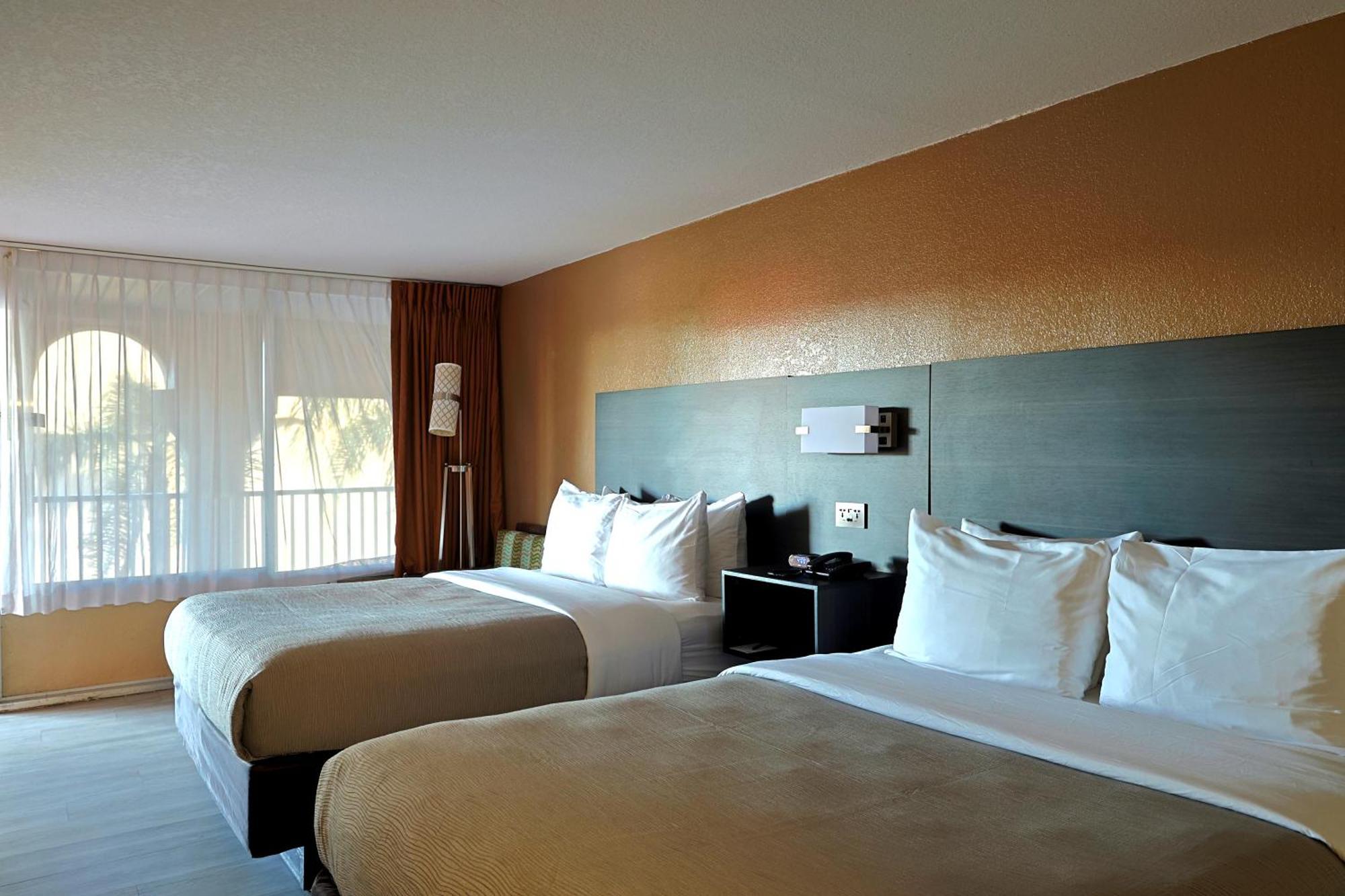 Quality Inn Kennedy Space Center Titusville Exterior foto