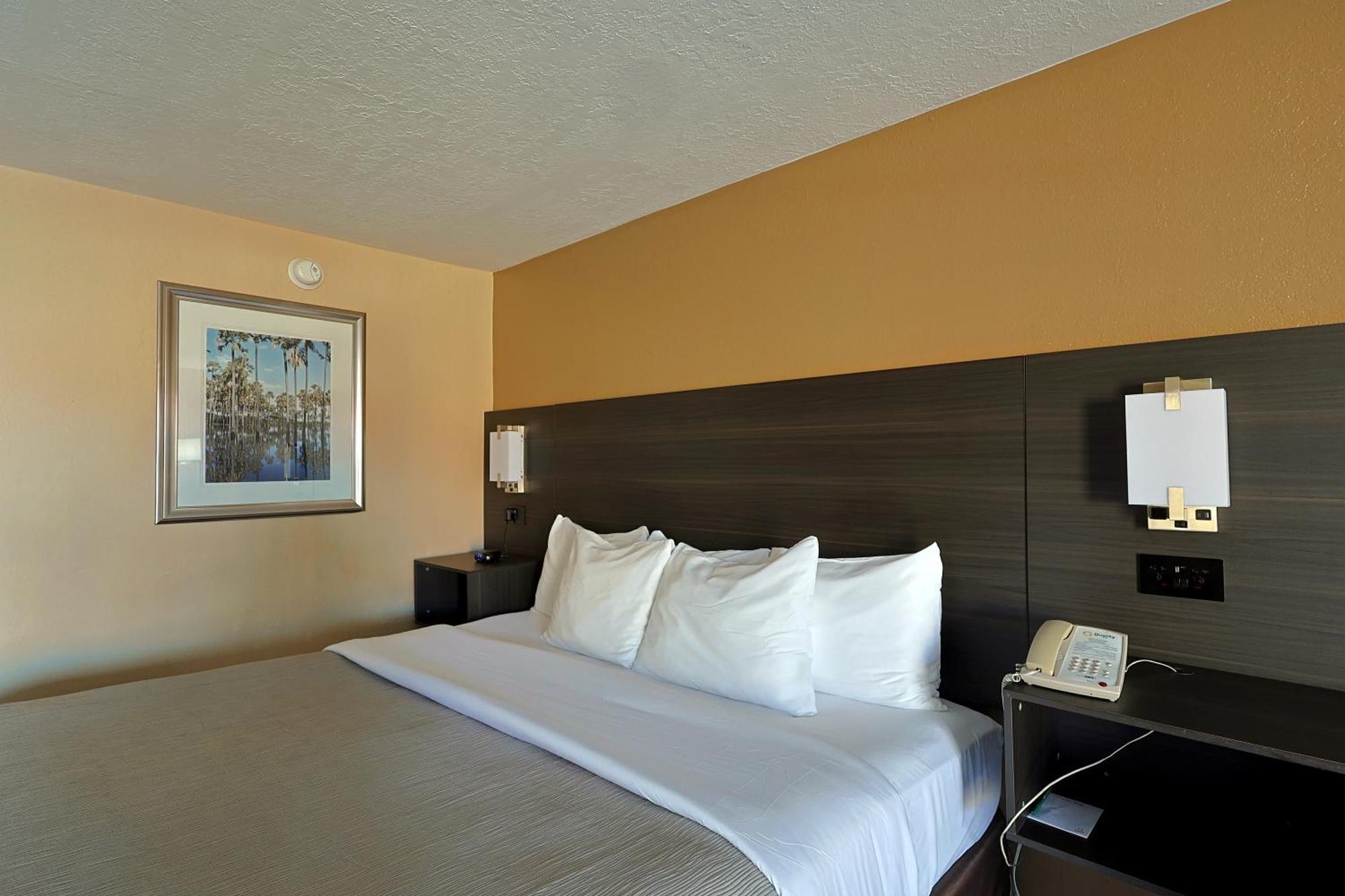 Quality Inn Kennedy Space Center Titusville Exterior foto